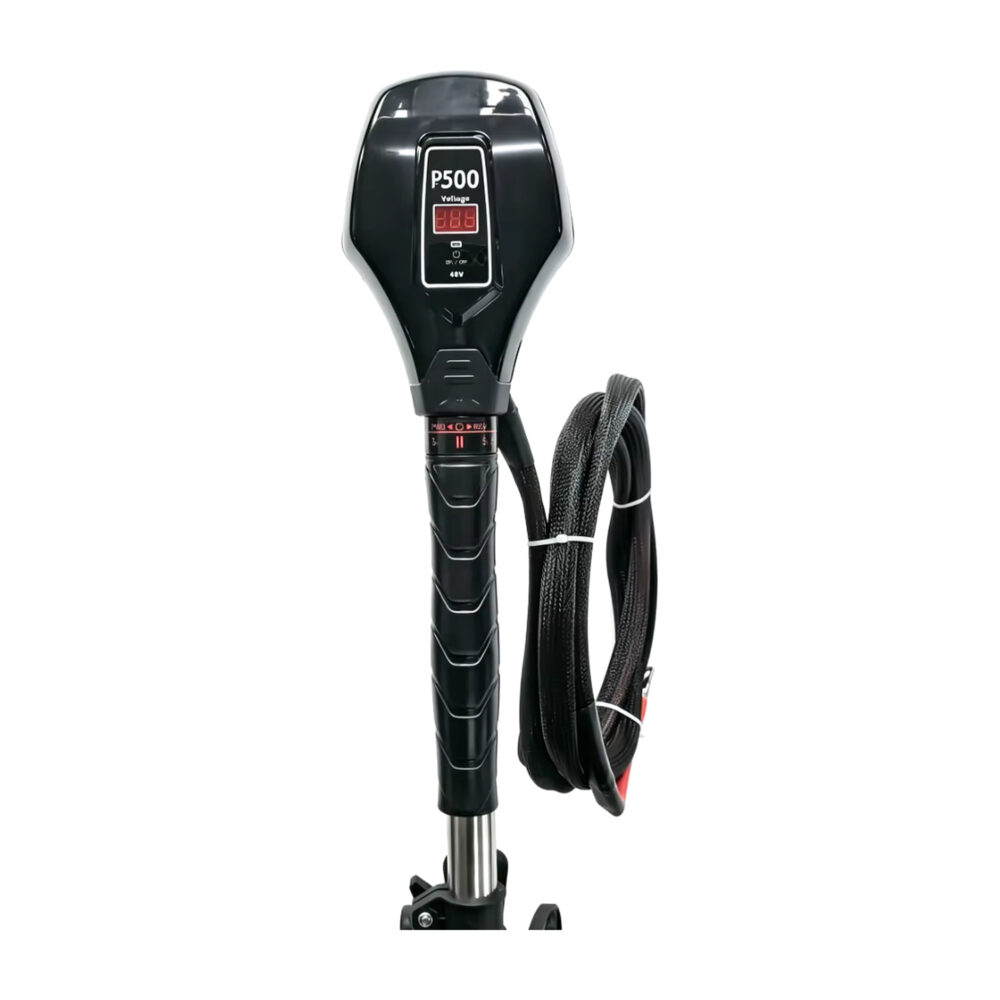 Wattkeel P500 control head Wattkeel P500 control head with speed display, tiller handle and coiled power cable